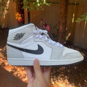 Jordan 1s Retro High White Elephant
